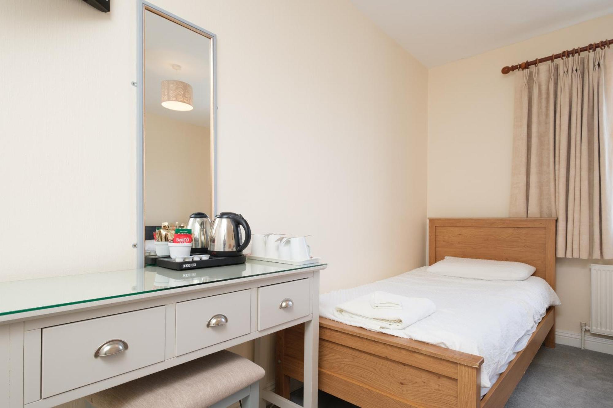 Four Seasons B&B Galway Exterior photo